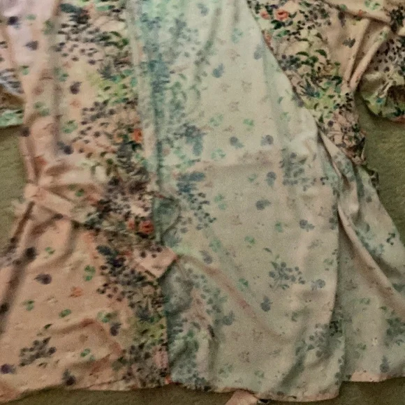 ~ Women's Short Robe ~ - Picture 13 of 14